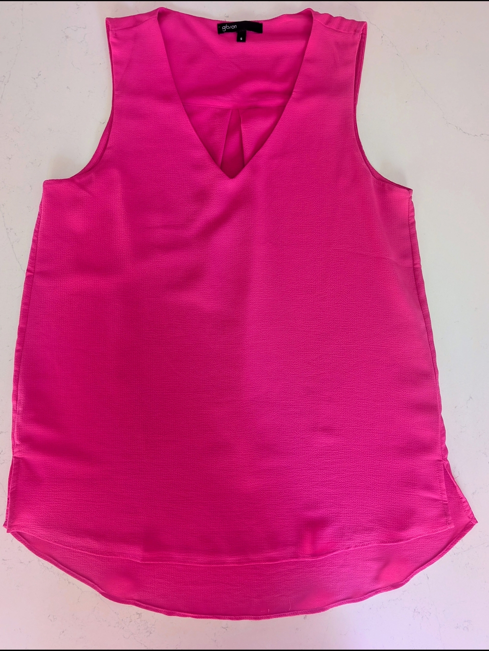 Gibson V-neck Sleeveless Tank in Bright Pink